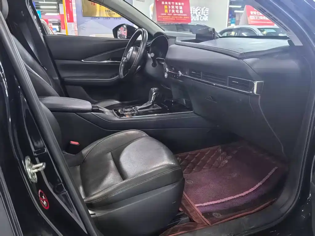 Mazda CX-30 2.0 L Auto Elegant Joy
