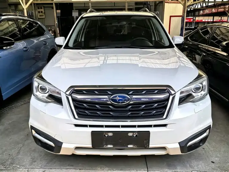 Subaru Forester 2.5 i Luxury Special