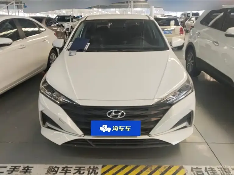 Hyundai Verna 1.4 L CVT GLS Cool