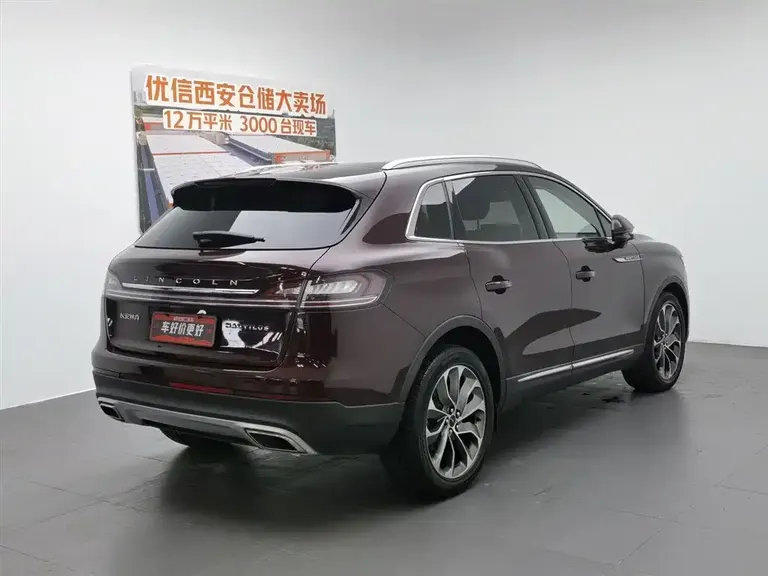 Lincoln Nautilus 2.0 T 4 WD Premium