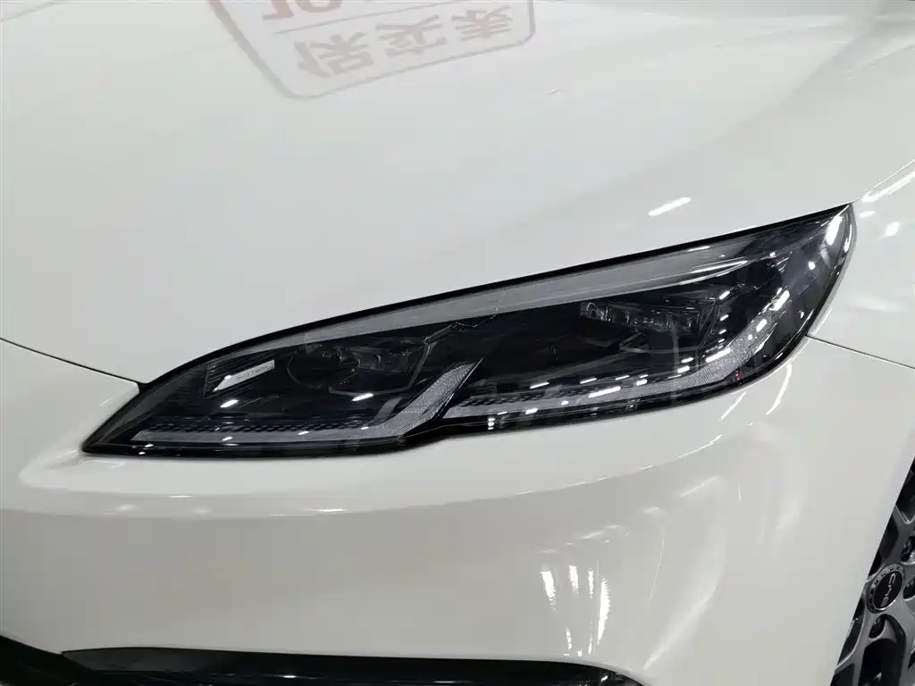 Seal 06 DM-i 80 KM Luxury