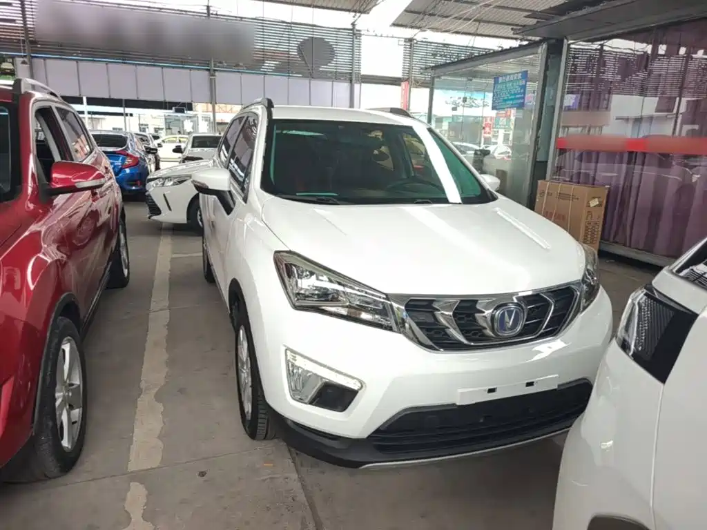 Changan CS15 1.5 L Manual Fashion