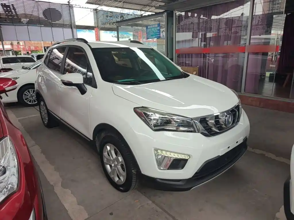 Changan CS15 1.5 L Manual Fashion