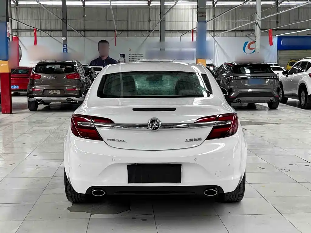 Regal 2.0 L Leading Fashion