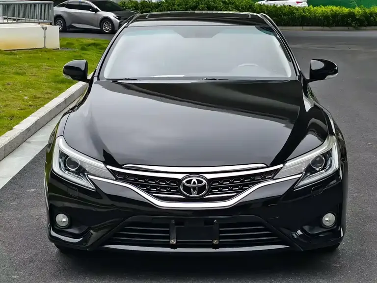 Toyota Mark X 2.5 V Elite Sharp
