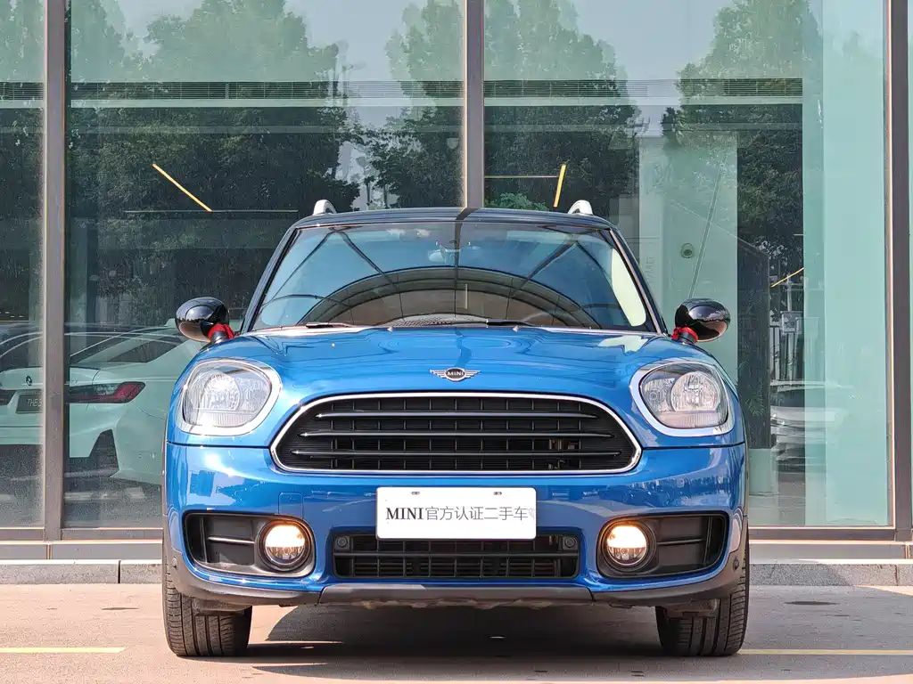 MINI COUNTRYMAN 1.5 T COOPER Classic