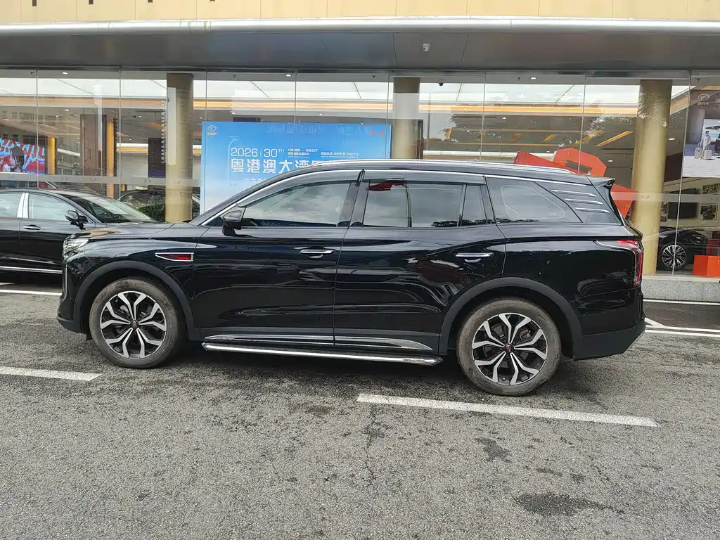 Hongqi HS7 2.0 T Auto 4 WD Flagship Smooth 6-seat