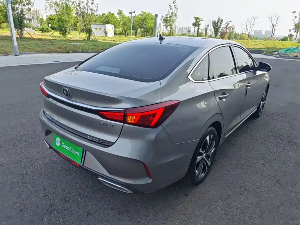 Eado PLUS Blue Whale NE 1.4 T GDI DCT Flagship