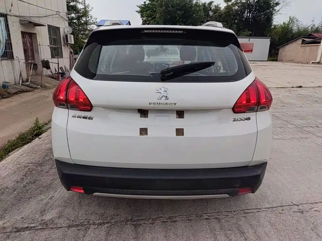 Peugeot 2008 2014 1.6 L Manual Trendy