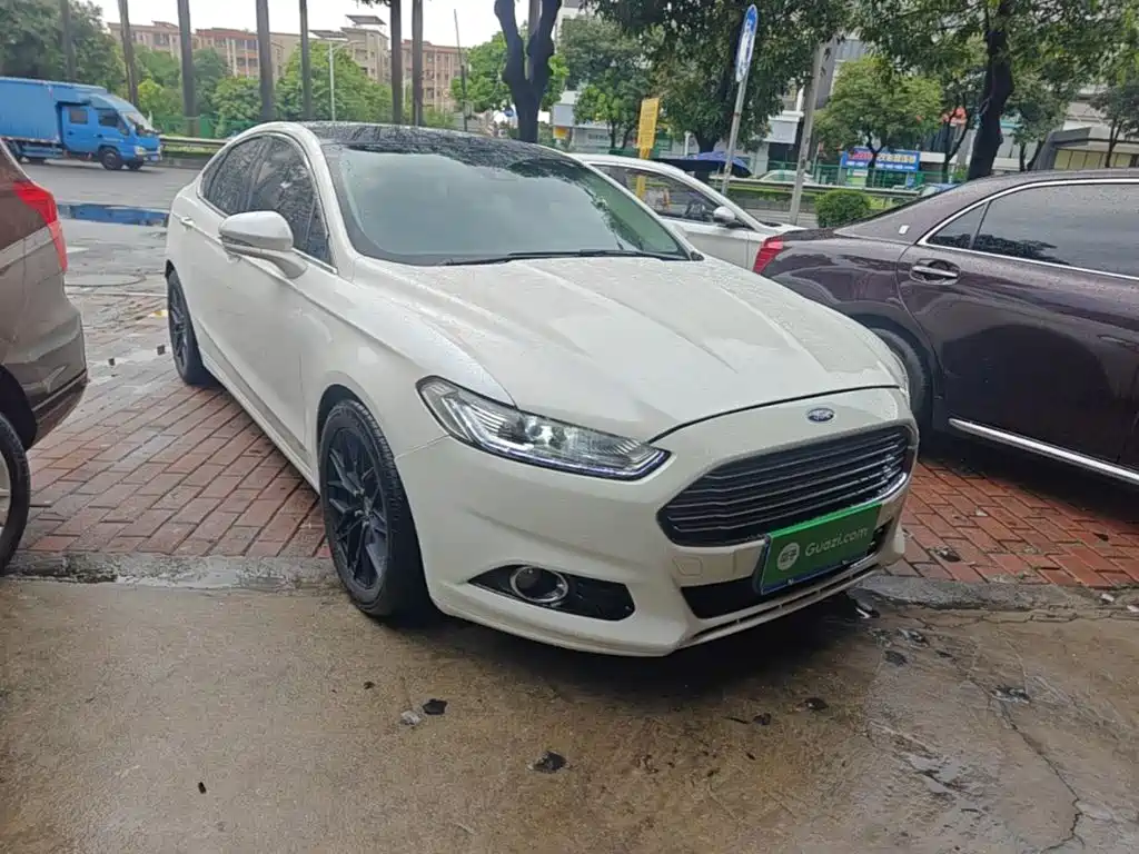 Mondeo 2.0 L GTDi200 Fashion