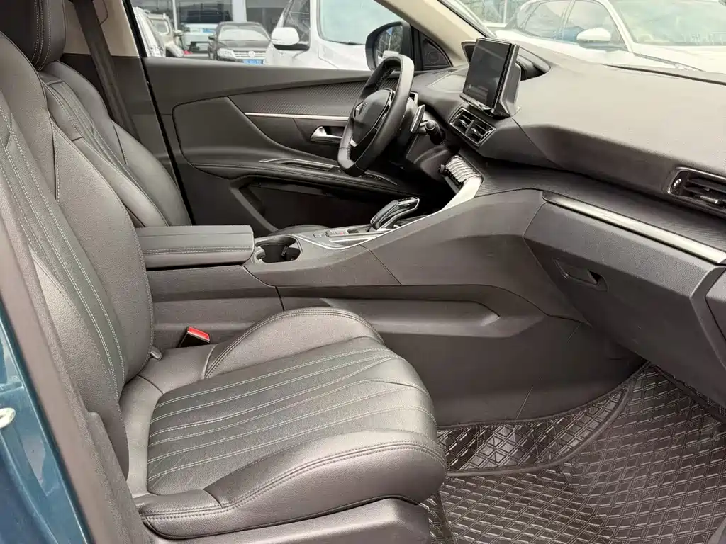 Peugeot 5008 400 THP Beloved Full House 7-seat