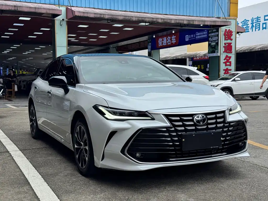 Avalon 2.0 L Luxury
