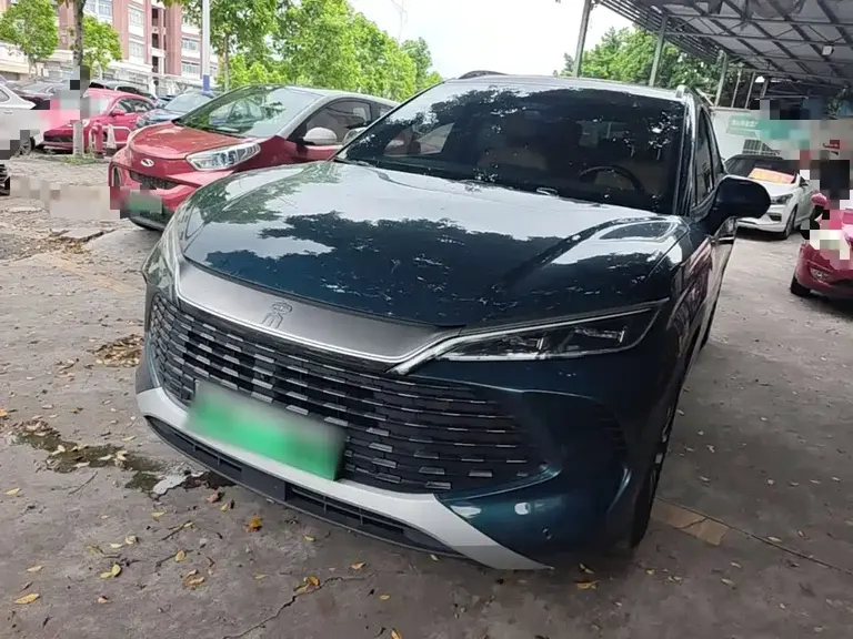 BYD Song L DM-i 112 km Leading