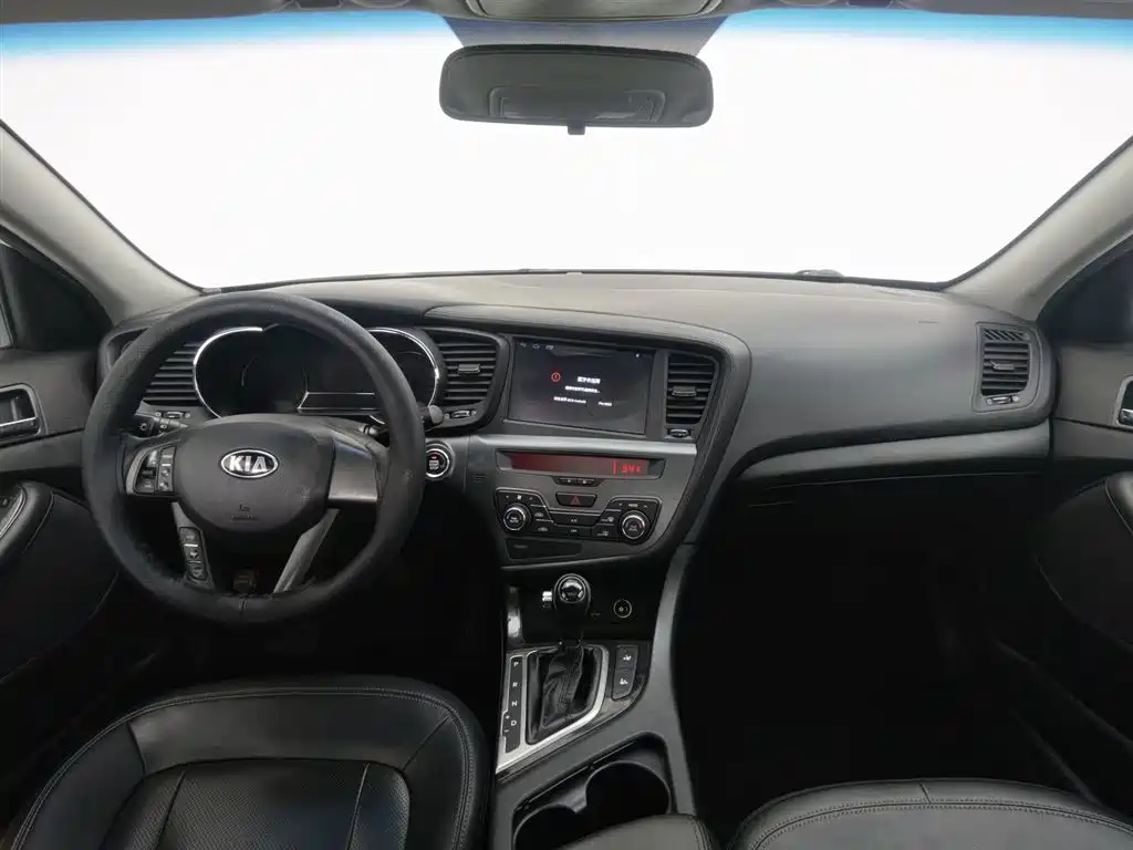 Kia K5 2.0 L Auto DLX