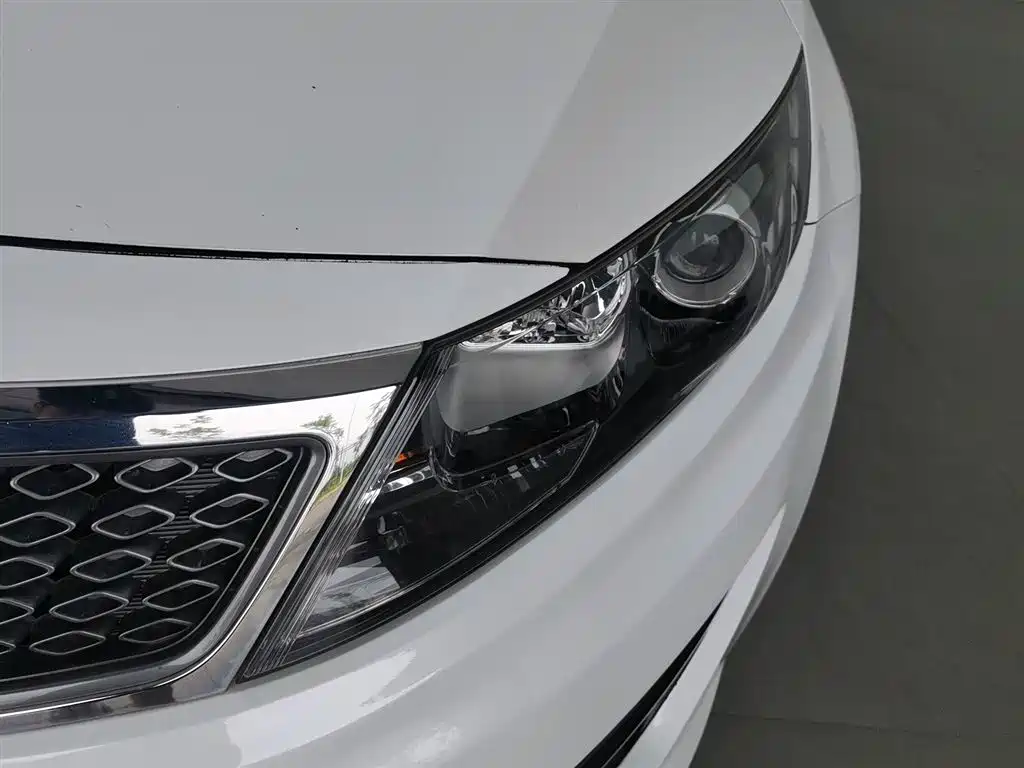 Kia K5 2.0 L Auto DLX
