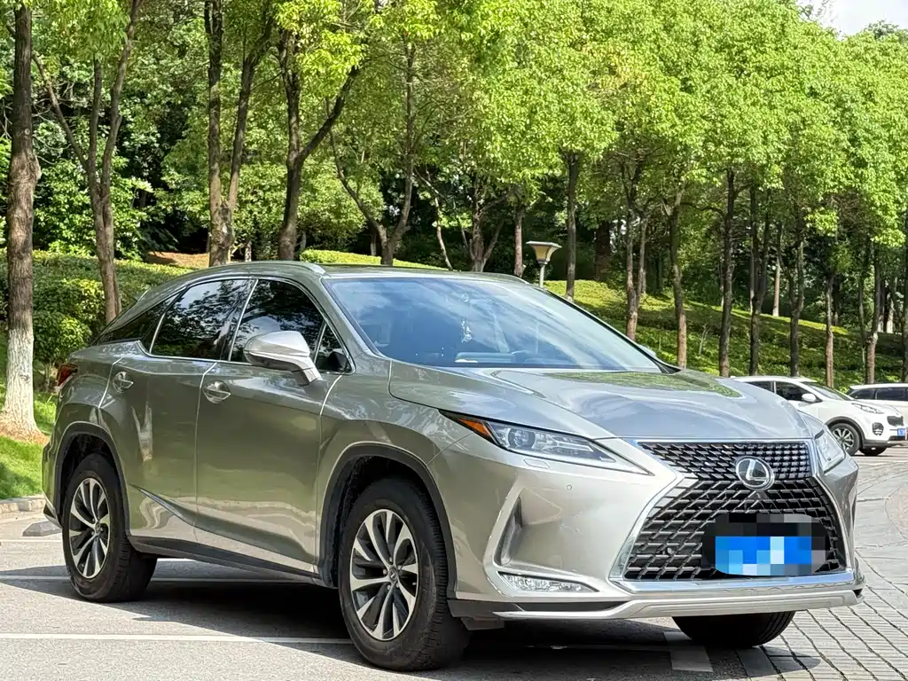 Lexus RX Facelift 300 2 WD Elite
