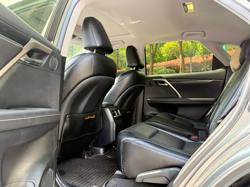 Lexus RX Facelift 300 2 WD Elite