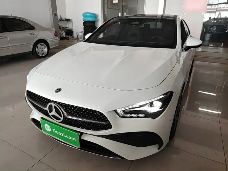 Mercedes-Benz CLA (Import) Facelift CLA 200