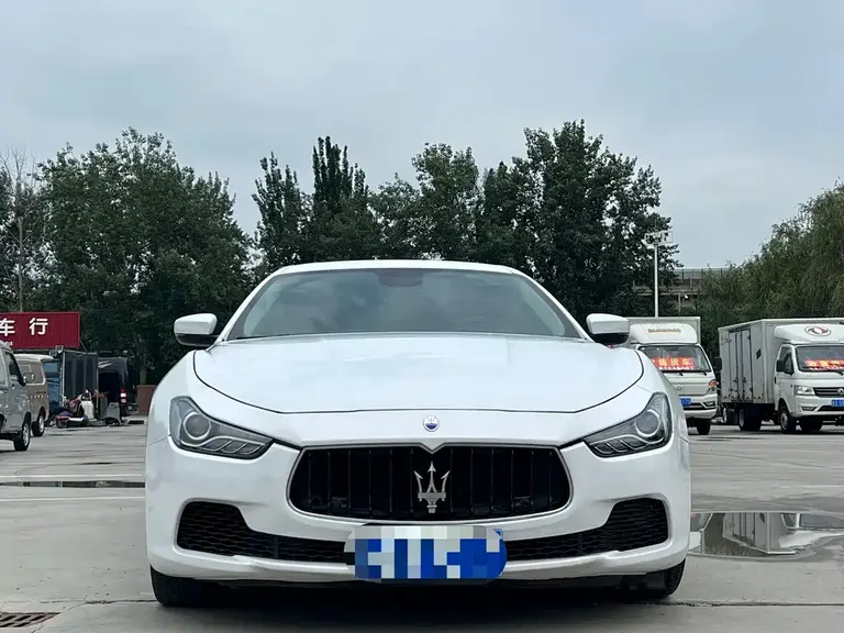 Maserati Ghibli 3.0 T Standard