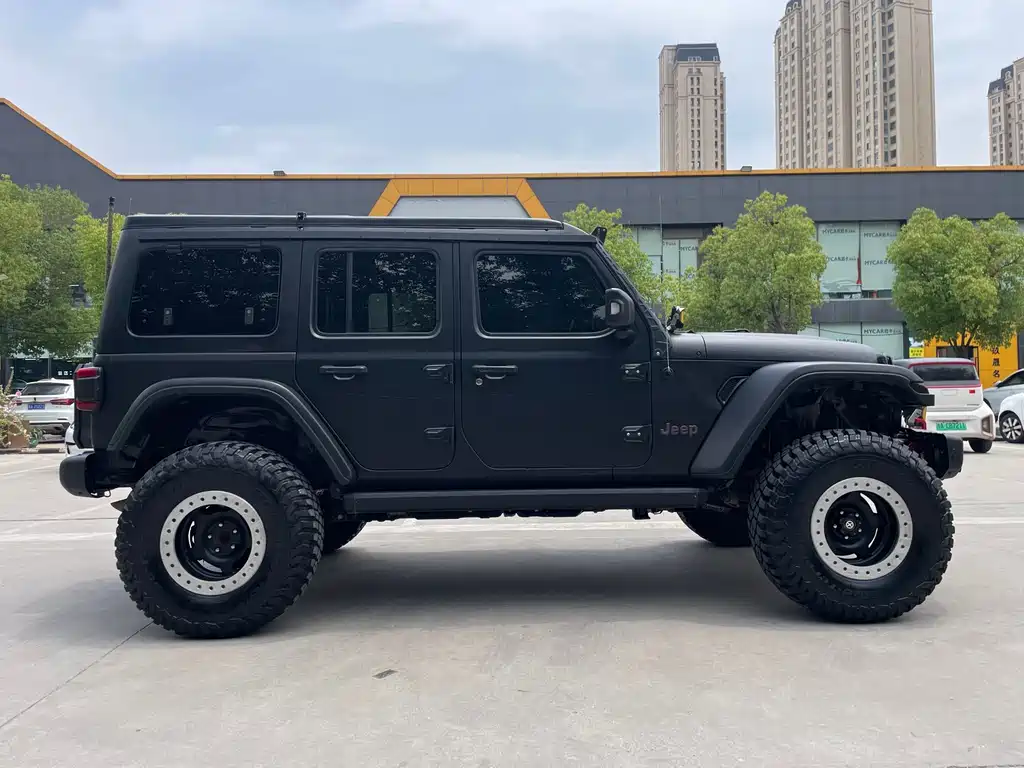 Wrangler 2.0 T Sahara 4-door