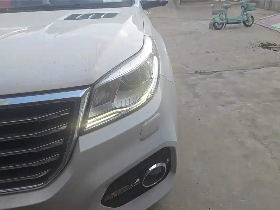 Haval H9 2.0 T Gasoline 4 WD Luxury 7-seat