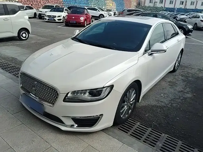 Lincoln MKZ 2.0 T Premium