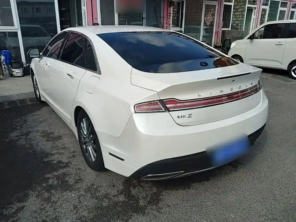 Lincoln MKZ 2.0 T Premium