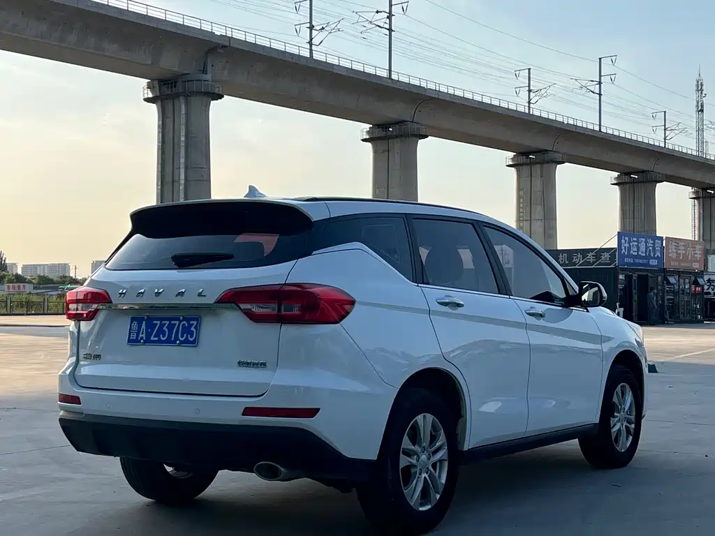 Haval M6 1.5 T DCT 2 WD Value CN-VI