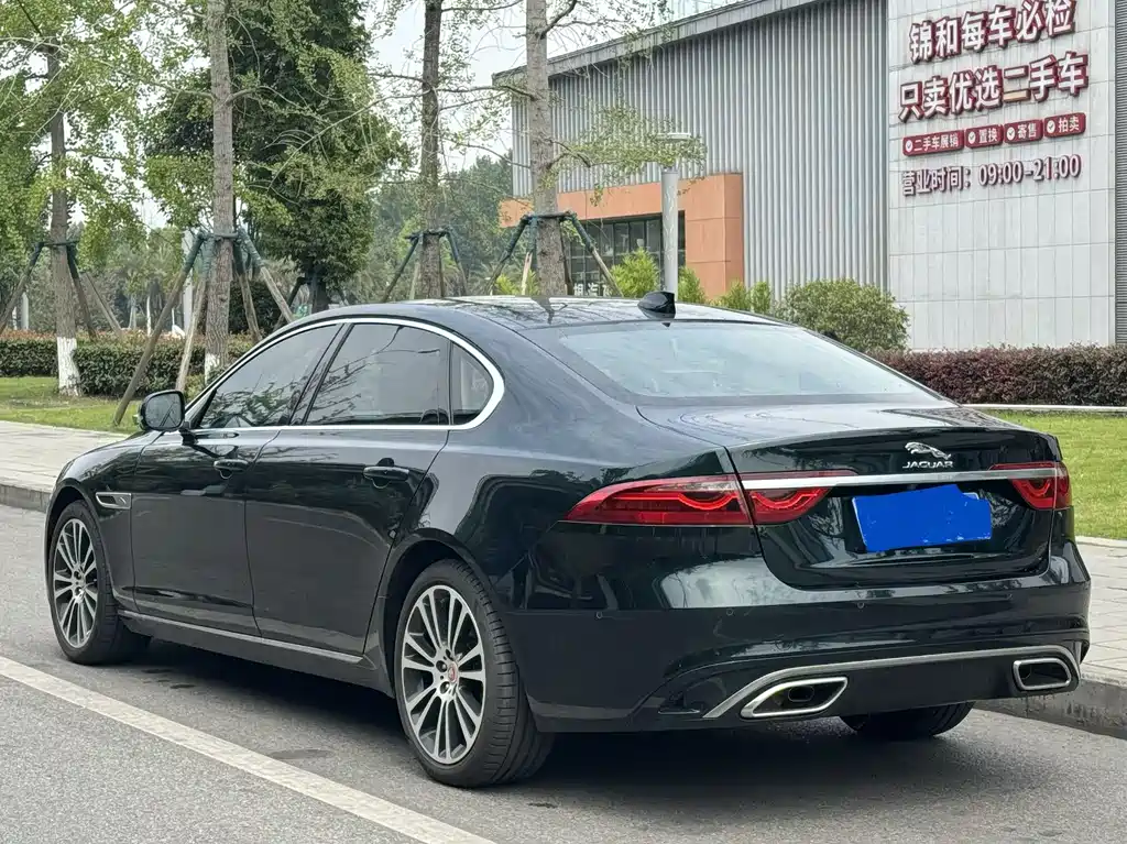 Jaguar XFL 2.0 T P250 2 WD Premium Luxury