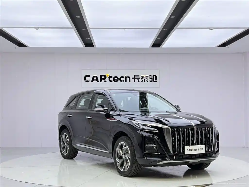 Hongqi HS3 PHEV 115 km Power Action