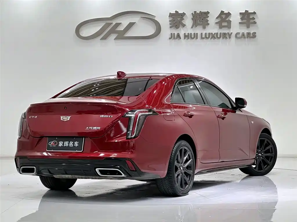 Cadillac CT4 28 T Distinguished