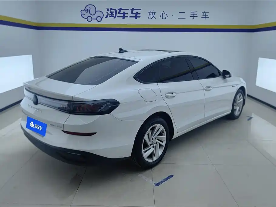 Lamando Lamando L 280 TSI DSG Dazzle Hot