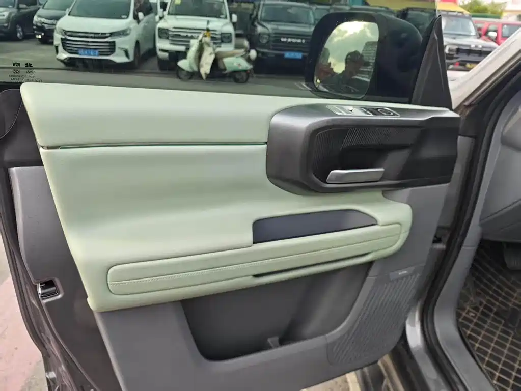 BAIC BJ40 2.0 T New City Hunter Supreme