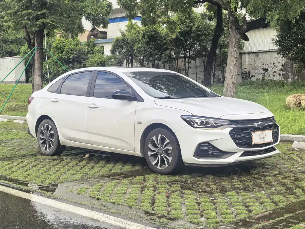 Monza Mild Hybrid RS 330 T Auto Smooth