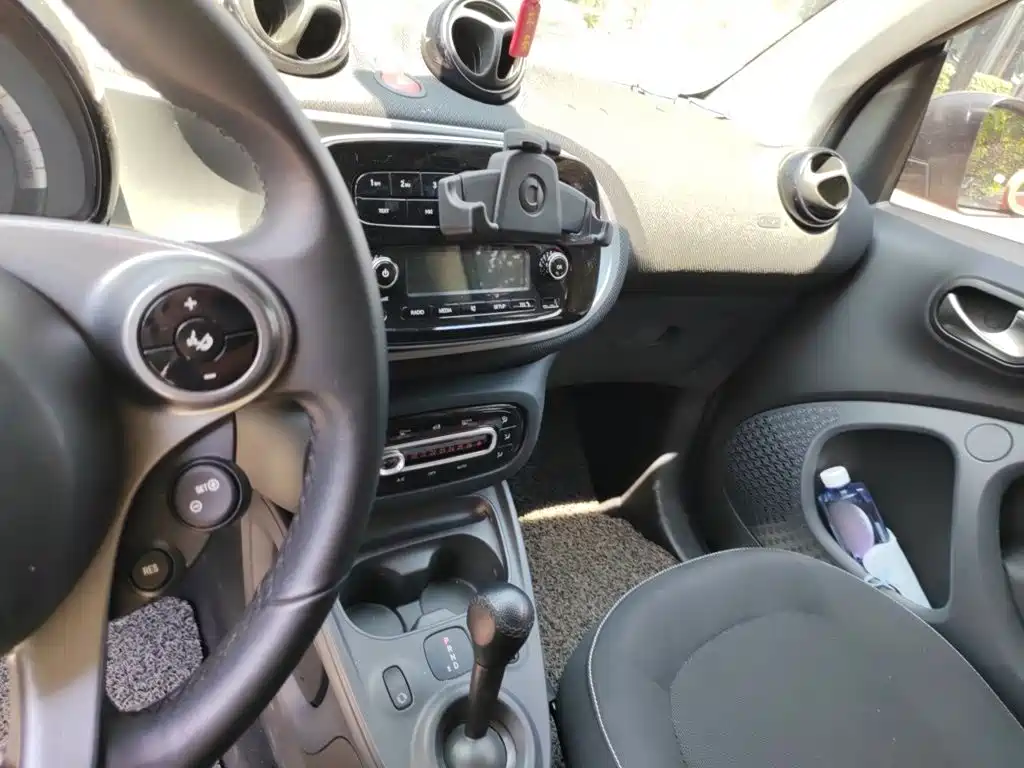 smart fortwo 1.0 L 52 kW Hardtop Passion CN-V