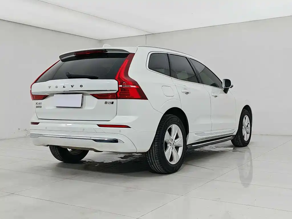 Volvo XC60 B5 4 WD Smart Ease Luxury