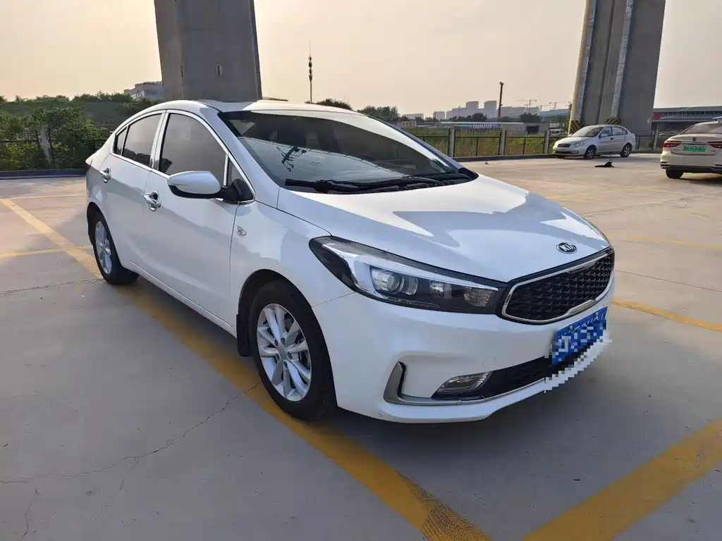 Kia K3 1.6 L Auto GLS