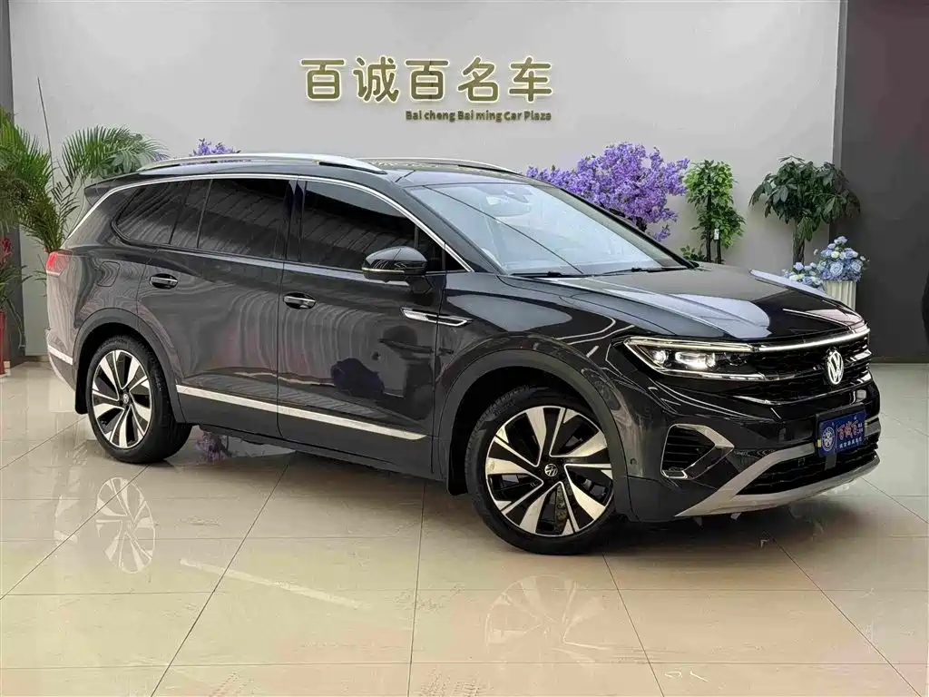 Talagon 380 TSI 4 WD Luxury Premium Realm Pro Public Enjoyment 6-seat