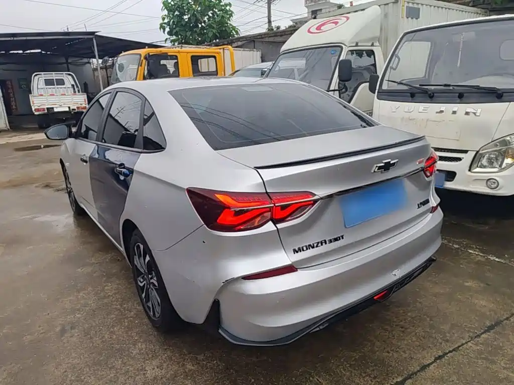 Monza Mild Hybrid RS 330 T Auto Smooth