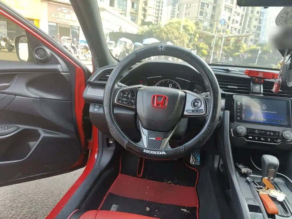 Civic HATCHBACK 220 TURBO CVT Trend Cool Control