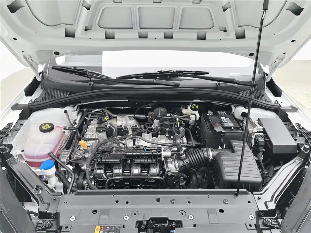 Roewe i5 1.5 L Manual Comfort Enjoyment