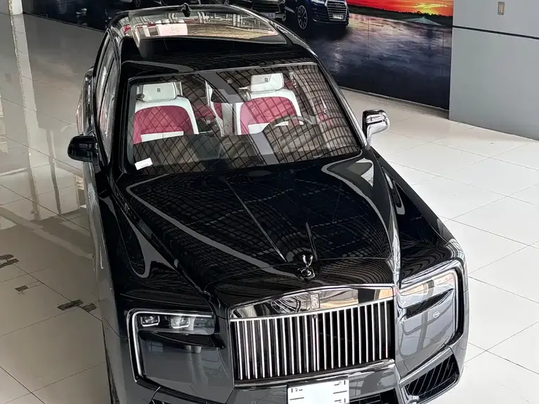 Rolls-Royce Cullinan Black Badge