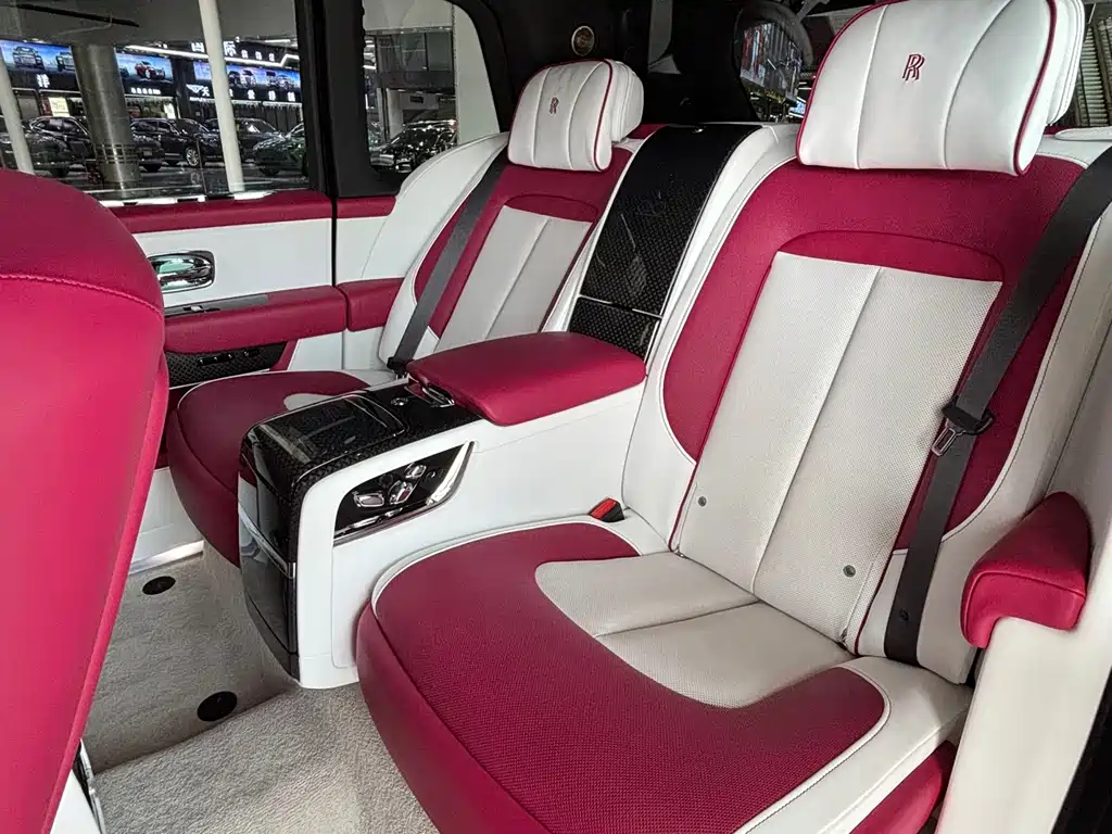 Cullinan Black Badge