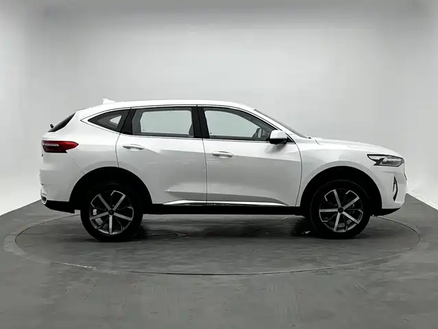 Haval F7 1.5 T 2 WD i Dazzle