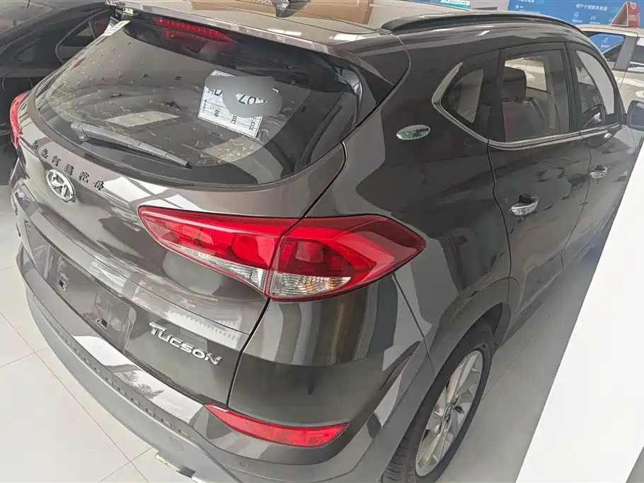 Tucson 1.6 T DCT 2 WD 15 Anniversary Special Edition