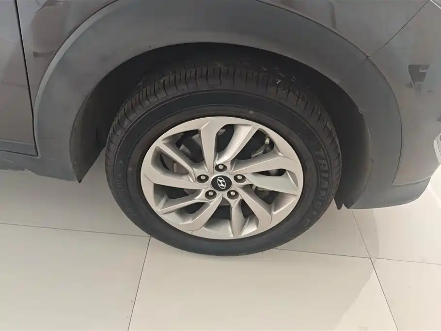 Tucson 1.6 T DCT 2 WD 15 Anniversary Special Edition