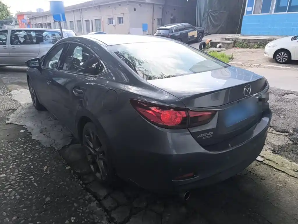 Atenza 2.5 L Blue Sky Sport