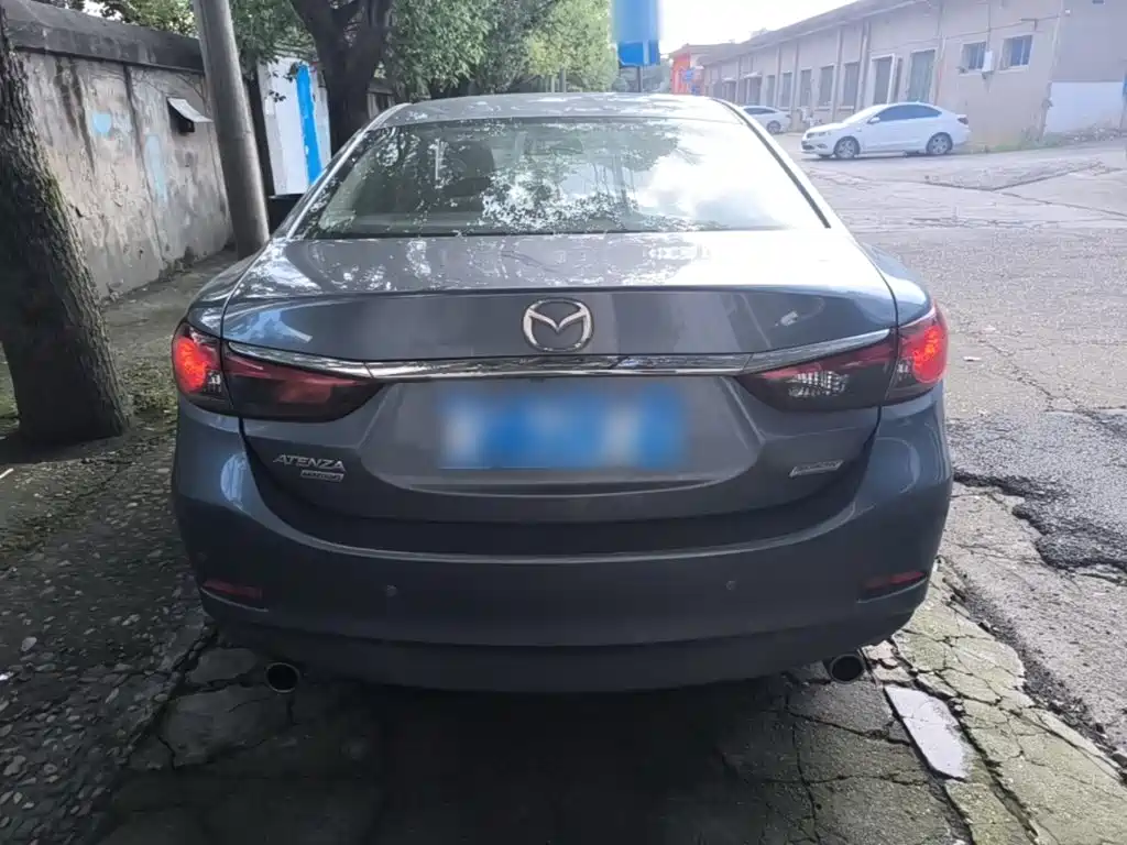 Atenza 2.5 L Blue Sky Sport