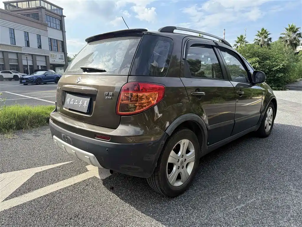 SX4 Hatchback 1.6 L Auto Sport