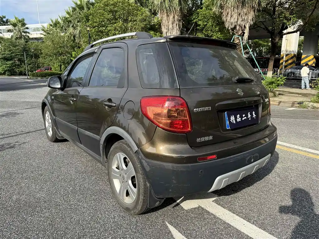 SX4 Hatchback 1.6 L Auto Sport